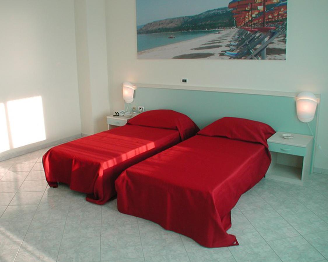 Cliffs Hotel Joppolo Ngoại thất bức ảnh